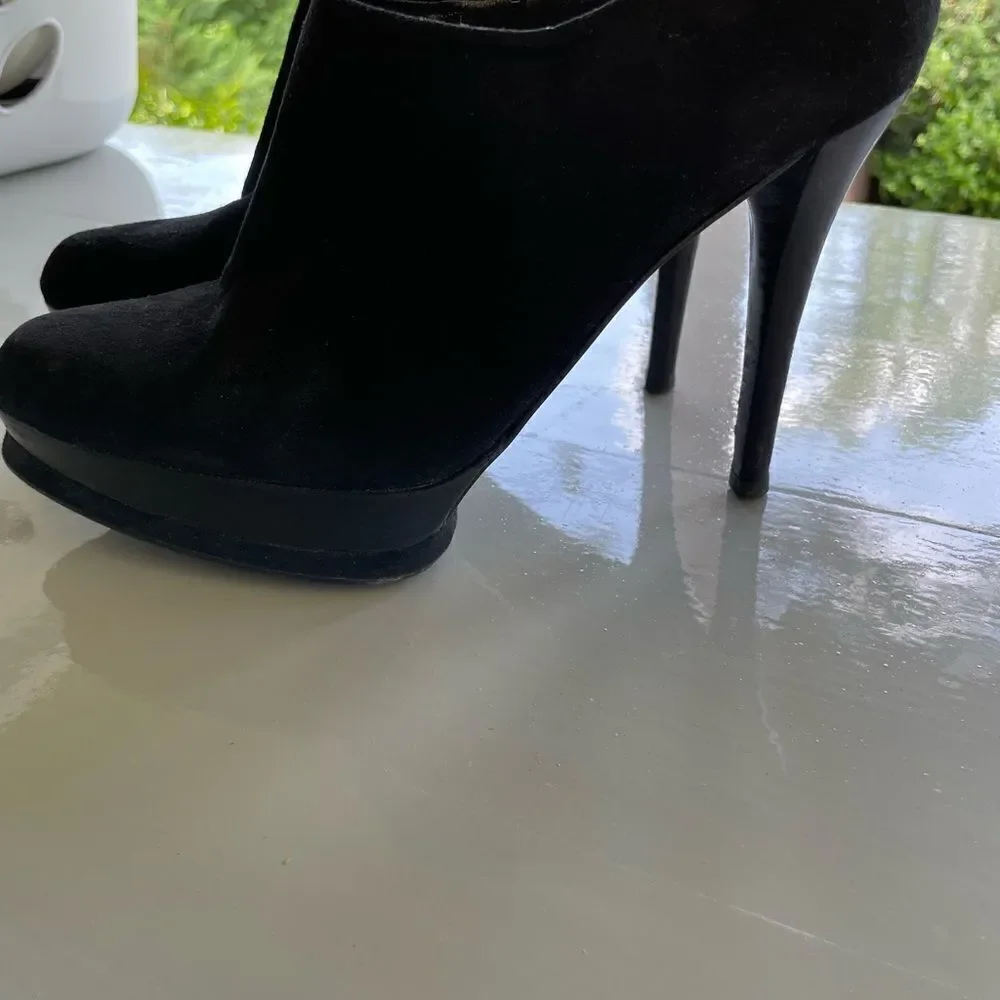 Stuart Weitzman Platform High Heeled Booties - Picture 3 of 9